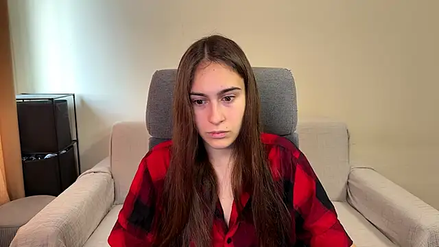 Snapshot of AliceKolltt chatting on October 30, 9:40 am AliceKolltt online show from October 30, 9:40 am