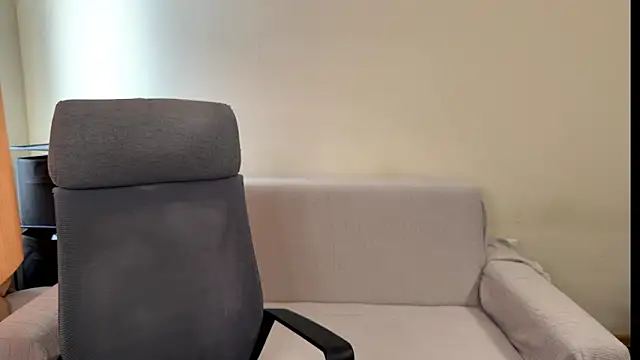 AliceKolltt online show from February 6, 10:44 am