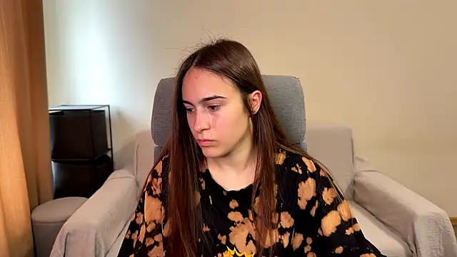 Snapshot of AliceKolltt chatting on September 28, 7:59 am AliceKolltt online show from September 28, 7:59 am