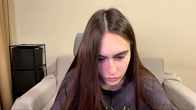 AliceKolltt online show from April 12, 8:34 pm