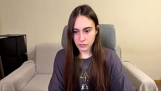 AliceKolltt online show from April 9, 9:43 pm