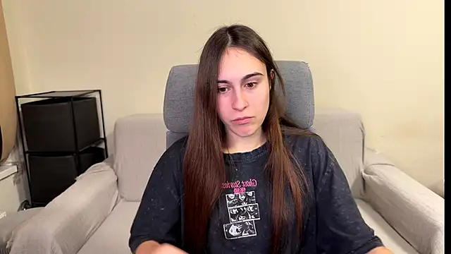 AliceKolltt online show from February 8, 4:48 pm