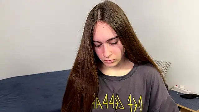 AliceKolltt online show from April 24, 9:28 pm