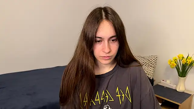 AliceKolltt online show from April 26, 8:50 pm