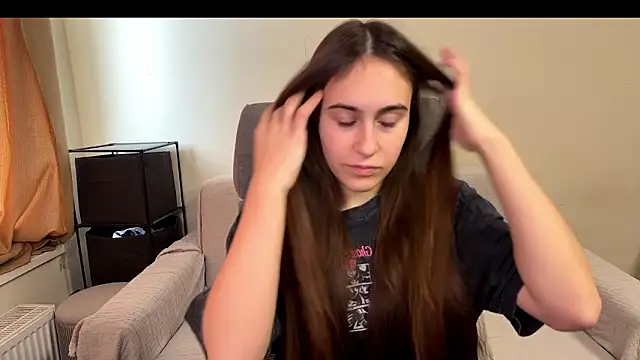 AliceKolltt online show from February 5, 10:55 am