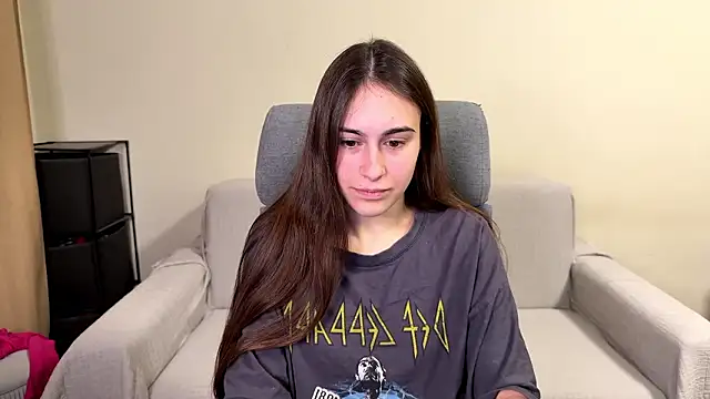 AliceKolltt online show from February 17, 7:33 pm