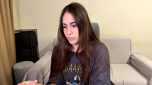 AliceKolltt online show from February 10, 5:12 pm