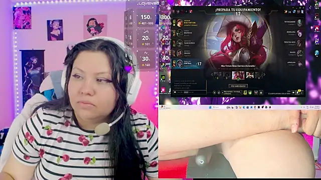 crystal7u7 online show from April 9, 2:02 am