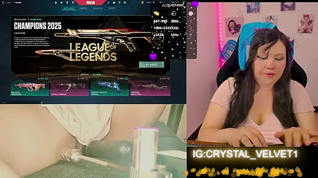 Snapshot of crystal7u7 chatting on September 15, 8:42 pm crystal7u7 online show from September 15, 8:42 pm