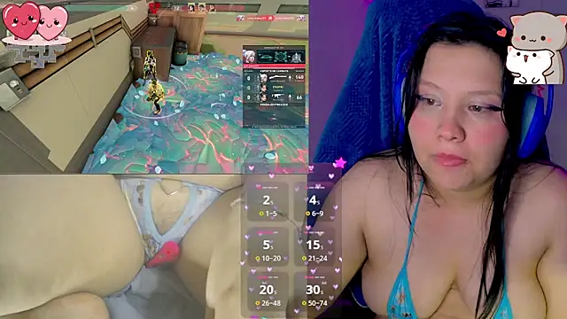 Snapshot of crystal7u7 chatting on February 19, 4:23 am crystal7u7 online show from February 19, 4:23 am