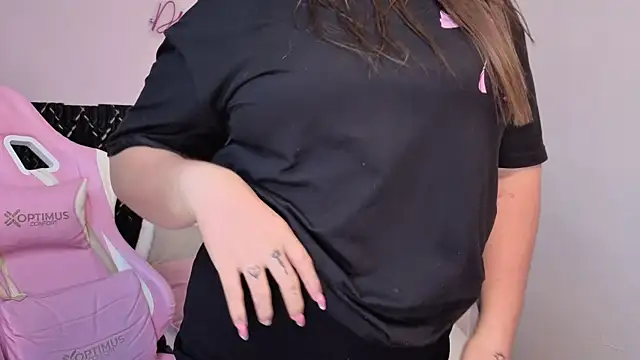Snapshot of Aabby_lee chatting on June 23, 7:34 pm Aabby lee online show from June 23, 7:34 pm