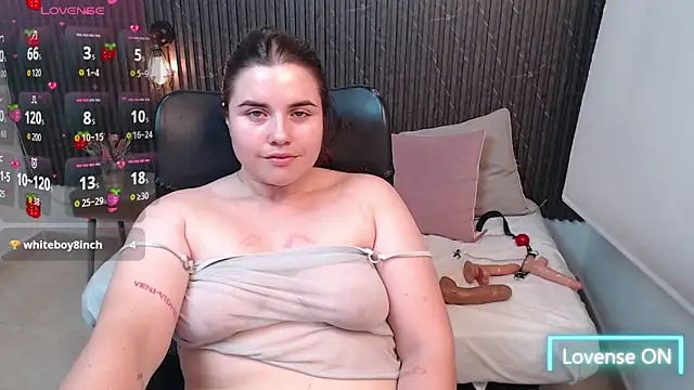 Aabby lee online show from December 13, 8:04 pm