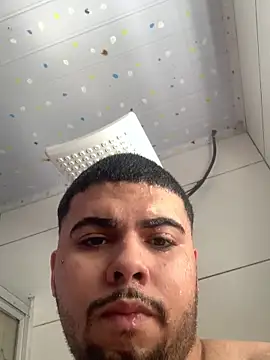 Casal Safado  online show from September 13, 3:56 pm