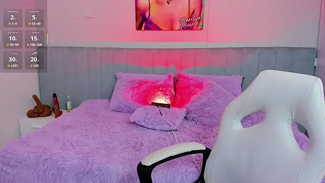 Snapshot of katia_bigboobs1 chatting on November 5, 10:18 am katia bigboobs1 online show from November 5, 10:18 am