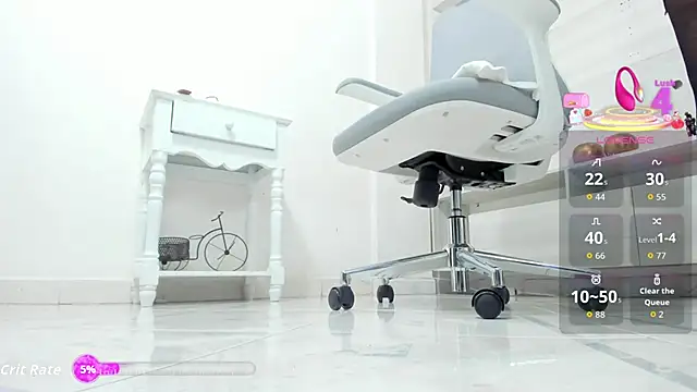 Snapshot of melina_thomson chatting on November 14, 5:55 am melina thomson online show from November 14, 5:55 am