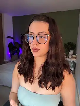 EmaSaenz online show from June 25, 10:04 pm