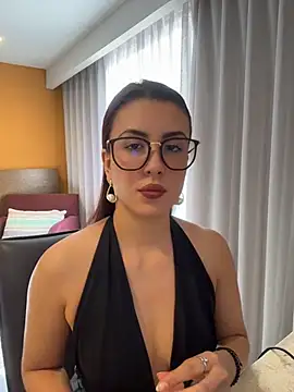 EmaSaenz online show from May 28, 9:43 pm