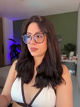 EmaSaenz online show from June 15, 9:58 pm