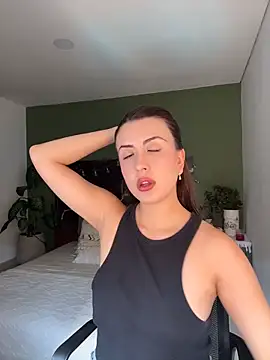 EmaSaenz online show from March 11, 8:25 pm