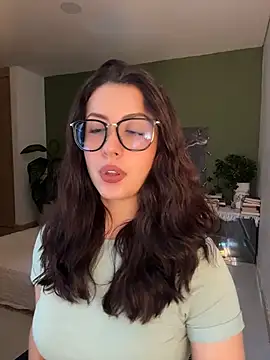 EmaSaenz online show from July 7, 10:02 pm