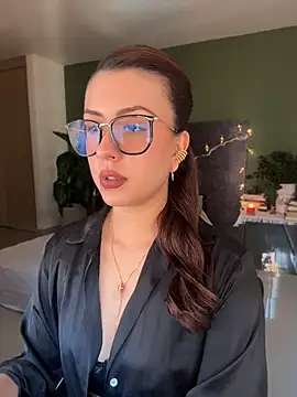 EmaSaenz online show from June 11, 9:56 pm