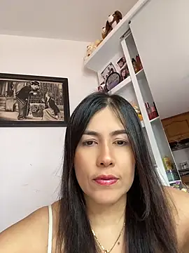 manuela star online show from May 20, 5:21 pm