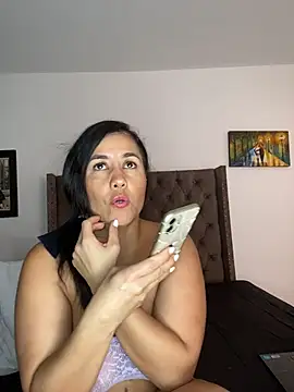 manuela star online show from February 10, 6:40 pm