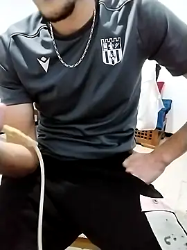 Zoro 23cm online show from November 22, 10:19 pm