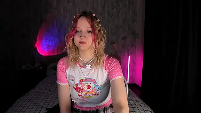 Snapshot of MariaMango chatting on February 17, 12:11 am MariaMango online show from February 17, 12:11 am