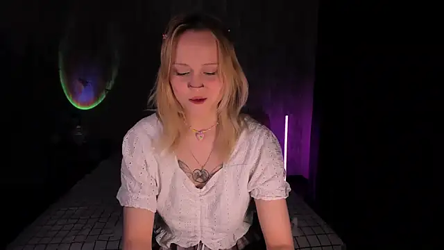Snapshot of MariaMango chatting on February 14, 2:18 am MariaMango online show from February 14, 2:18 am