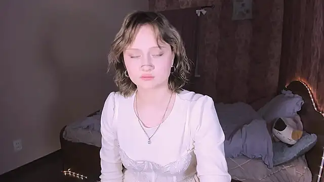 MariaMango online show from April 2, 9:43 pm