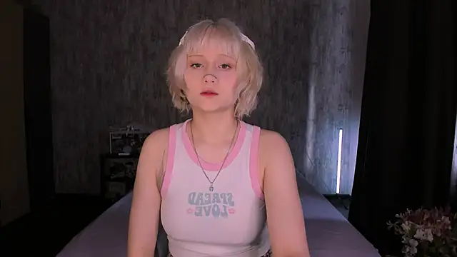 MariaMango online show from October 25, 7:40 am