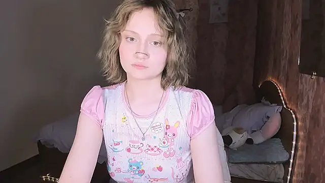 MariaMango online show from April 3, 7:09 pm