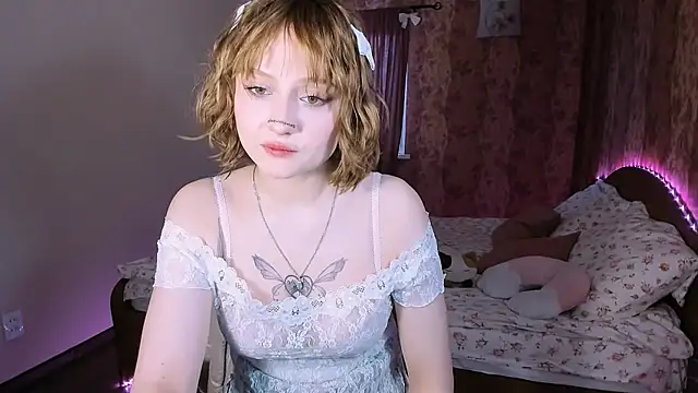 MariaMango online show from February 21, 1:35 pm