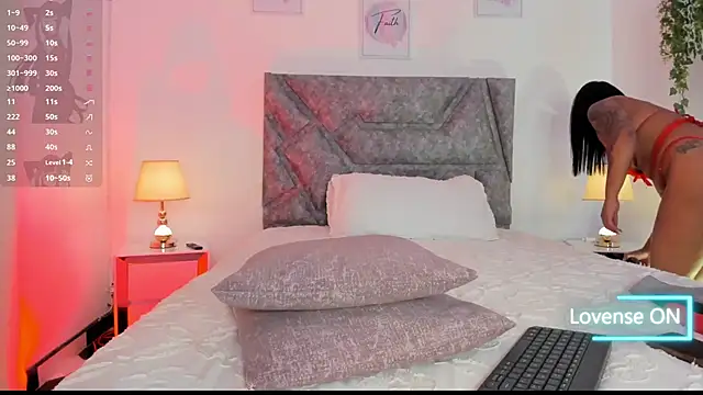 emilycat 777 online show from November 14, 5:44 am