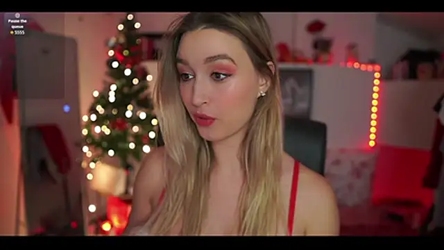 Snapshot of Alexis___Texas chatting on December 14, 7:19 pm Alexis Texas online show from December 14, 7:19 pm