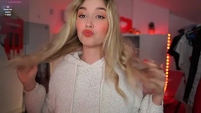 Alexis   Texas online show from March 22, 7:20 pm