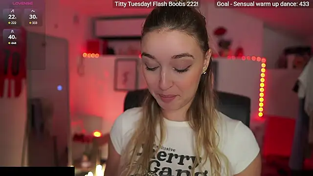 Alexis   Texas online show from November 25, 2:17 pm