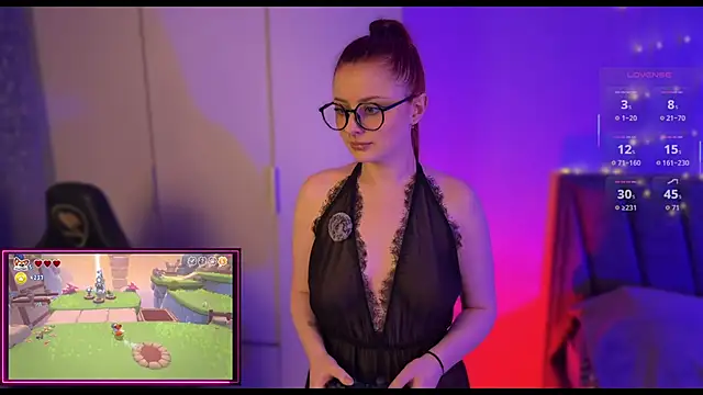 RozieRose online show from April 3, 11:38 am