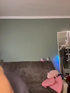 Snapshot of HumbleJess chatting on April 10, 6:15 pm HumbleJess online show from April 10, 6:15 pm