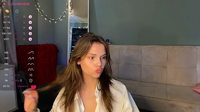 HumbleJess online show from April 19, 10:49 am