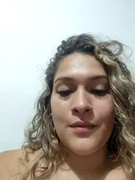 Sara smiiith211 online show from March 3, 12:12 am