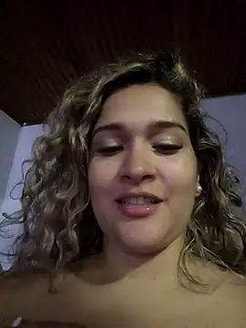 Sara smiiith211 online show from January 26, 2:56 am