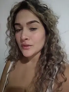 Sara smiiith211 online show from March 8, 2:59 am