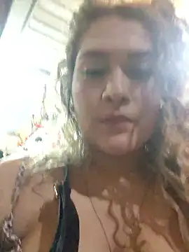 Sara smiiith211 online show from January 7, 11:43 pm