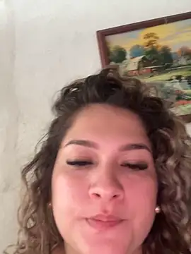 Sara smiiith211 online show from May 31, 9:59 pm