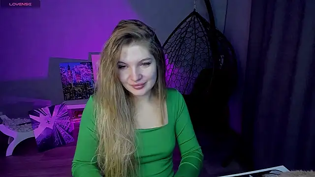 lily williamss online show from November 4, 12:25 am