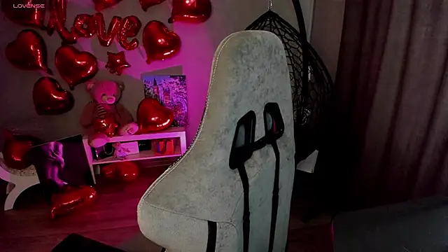 lily williamss online show from February 28, 3:59 am