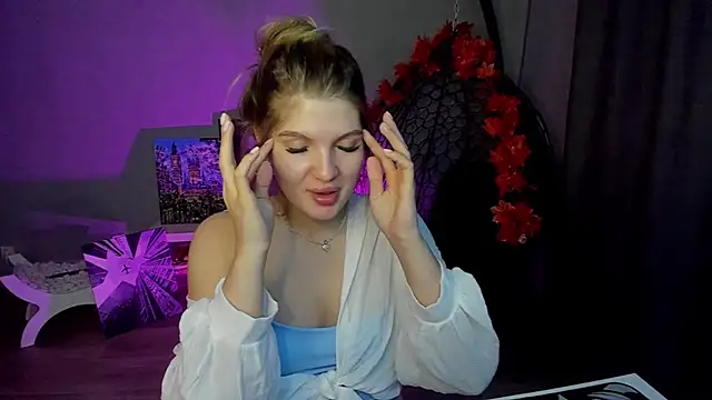 lily williamss online show from September 28, 12:17 am