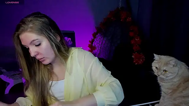 lily williamss online show from September 20, 12:15 am